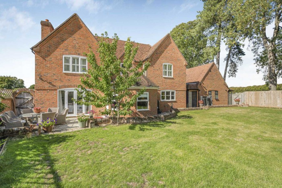Images for Lane End, Crowmarsh Gifford, Wallingford, OX10 8DG