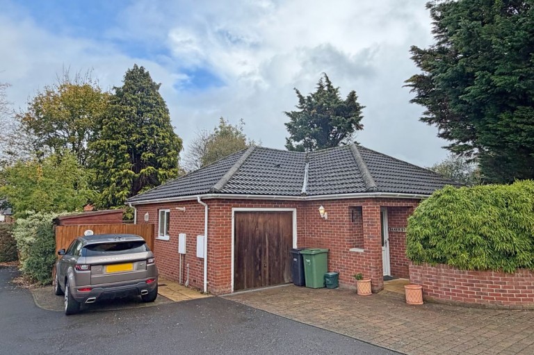 View Full Details for Newnham Green, Crowmarsh Gifford, OX10 8EW