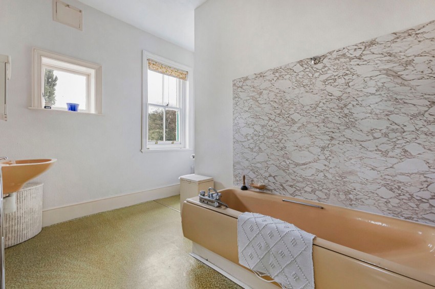 Images for The Green North, Warborough