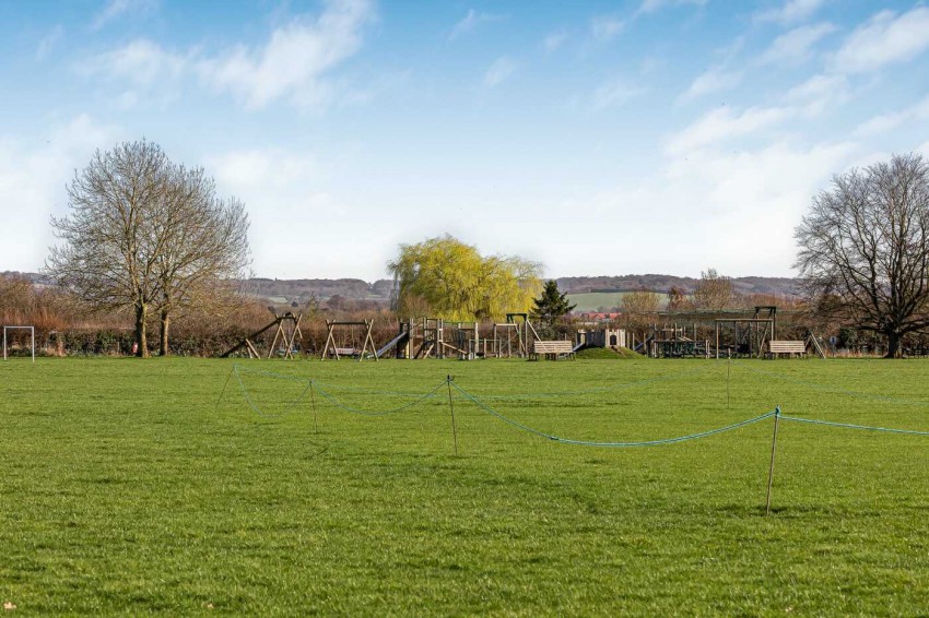 Images for The Green North, Warborough, Wallingford, OX10 7DW