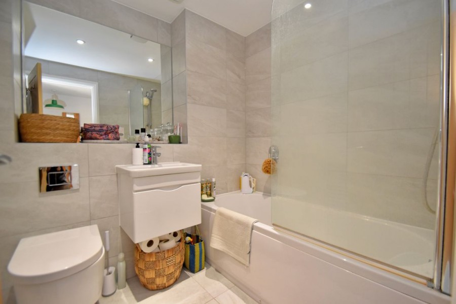 Images for Wiggins Walk, Watlington