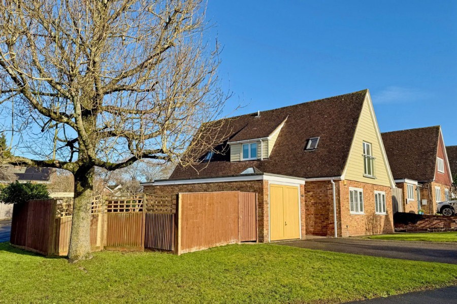 Images for Meadow Close, Goring