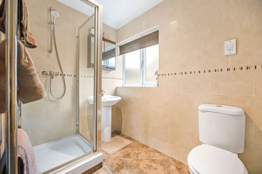 Images for Meadow Close, Goring