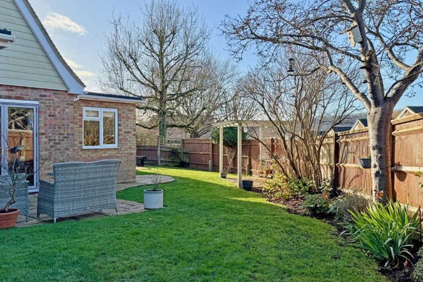 Images for Meadow Close, Goring