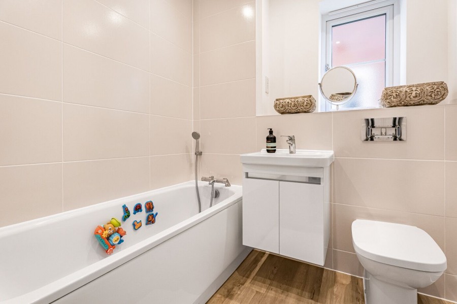 Images for Elizabeth Road, Mongewell, Wallingford, OX10 8FQ