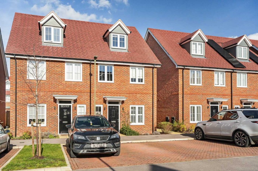 Images for Elizabeth Road, Mongewell, Wallingford, OX10 8FQ