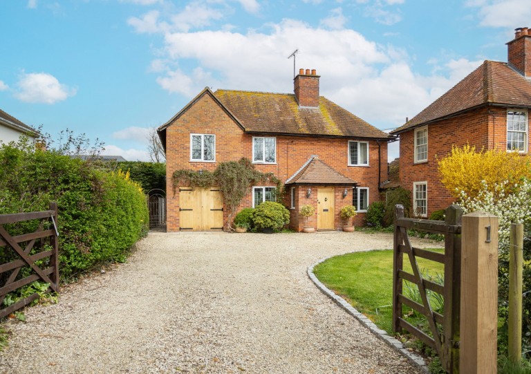 View Full Details for The Croft, Aston Tirrold, Didcot, OX11 9DL