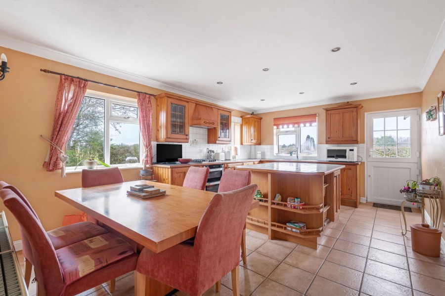 Images for Paddock Close, Benson, Wallingford, OX10 6RS