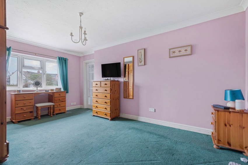 Images for Paddock Close, Benson, Wallingford, OX10 6RS