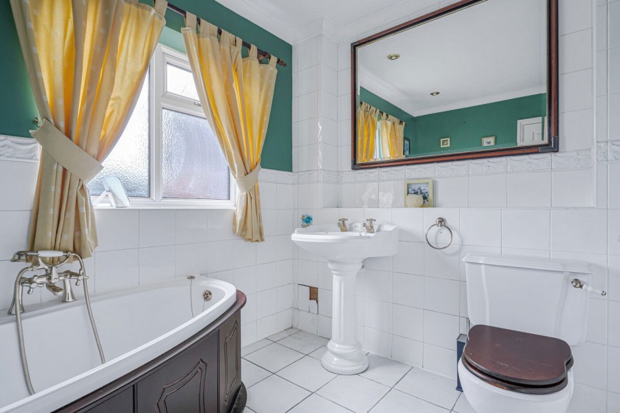 Images for Paddock Close, Benson, Wallingford, OX10 6RS