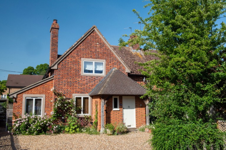 View Full Details for Henfield View, Warborough, Wallingford, OX10 7DB