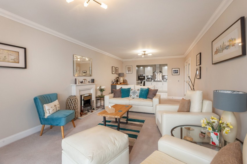 Images for Crown House, St. Martins Street, Wallingford, OX10 0FJ