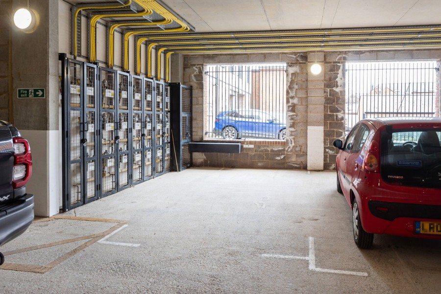 Images for Crown House, St. Martins Street, Wallingford, OX10 0FJ