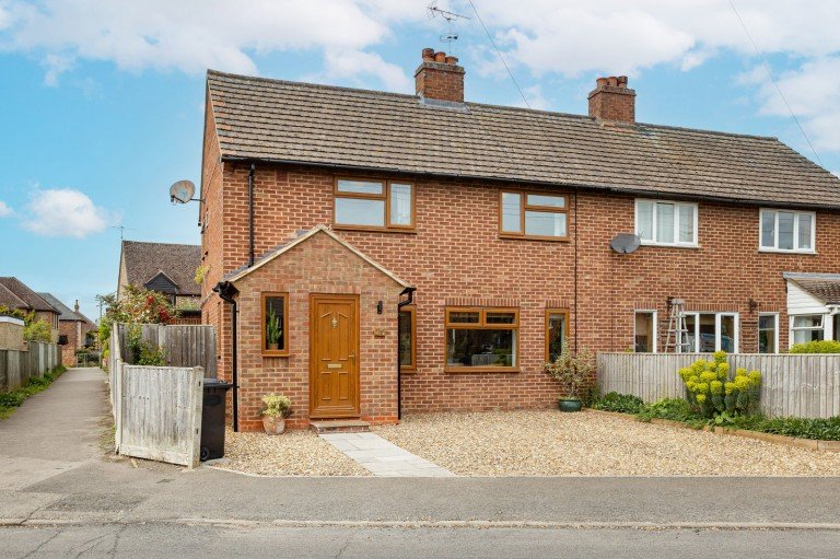 View Full Details for St. Nicholas Road, Wallingford, OX10 8HU
