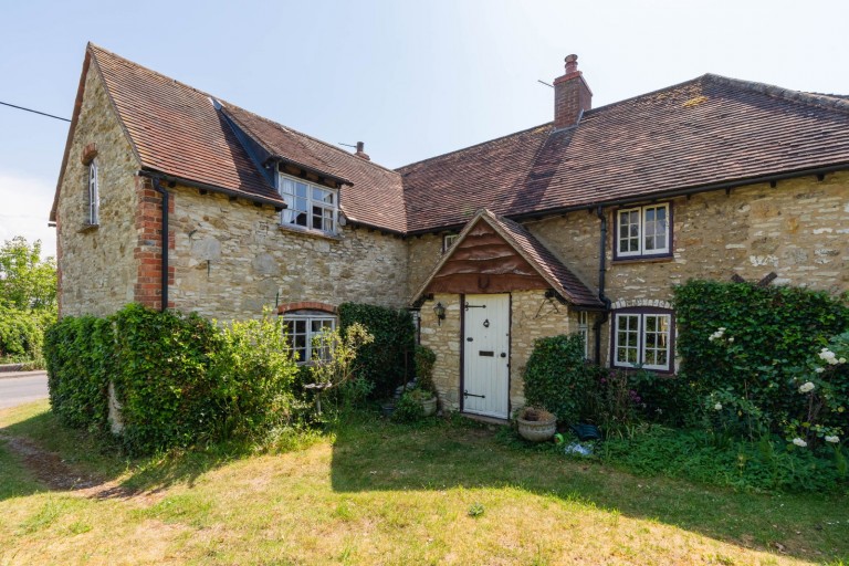 View Full Details for High Street, Chalgrove, Oxford, OX44 7ST