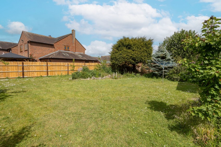 Images for Willow Mead, Chalgrove, Oxford, OX44 7TD