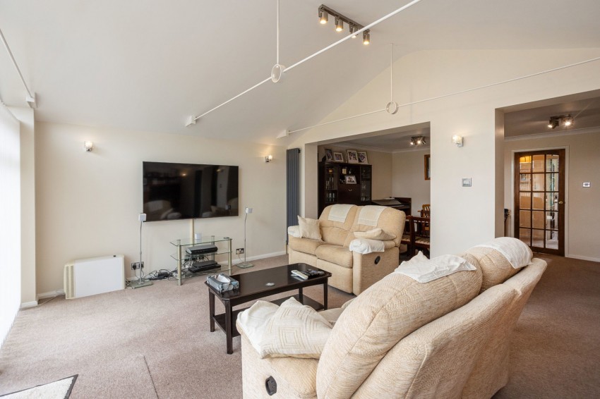 Images for Wycombe Road, Stokenchurch, High Wycombe, HP14 3RG
