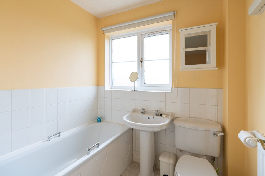 Images for Passey Crescent, Benson, Wallingford, OX10 6LD