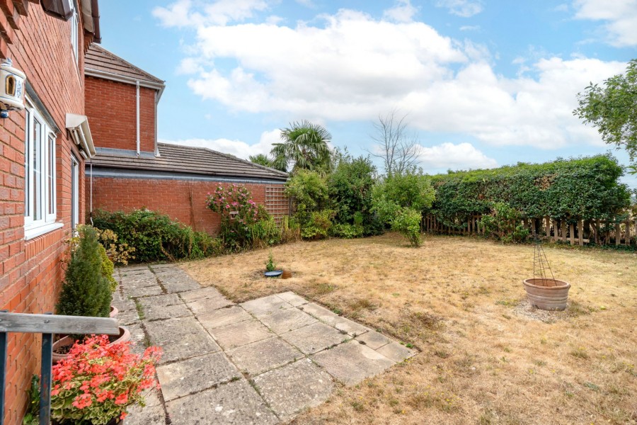Images for Passey Crescent, Benson, Wallingford, OX10 6LD