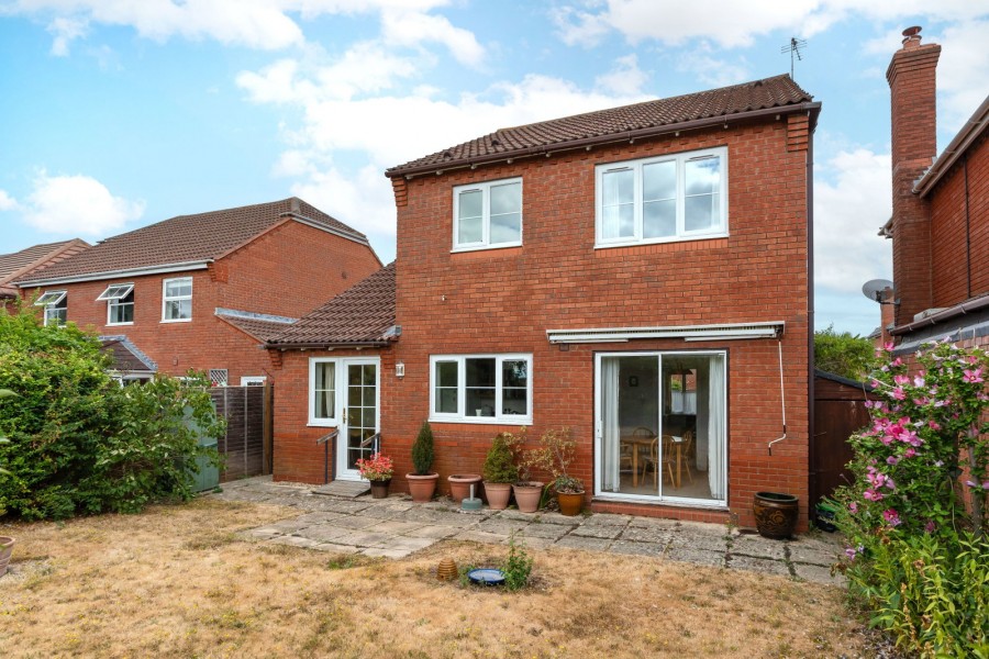 Images for Passey Crescent, Benson, Wallingford, OX10 6LD