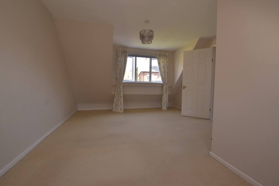 Images for Castle Close, Benson